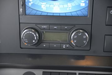 �������ó� �����콢KX 600���� 6X4 AMT�Զ���ǣ����(����)ͼƬ