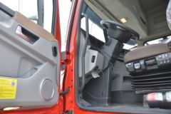 东风商用车 天龙旗舰KX 600马力 6X4 AMT自动挡牵引车(国六)(DFH4250CX7)