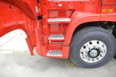 东风商用车 天龙旗舰KX 600马力 6X4 AMT自动挡牵引车(国六)(DFH4250CX7)