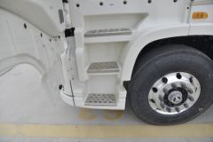 东风商用车 天龙旗舰KX 2021款 520马力 6X4危险品牵引车 东风商用车 天龙旗舰KX 2021款 520马力 6X4危险品牵引车