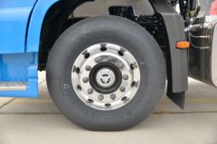 东风商用车 天龙旗舰KX 450马力 6X4牵引车