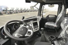 东风商用车 天龙KL重卡 465马力 6X4牵引车(DFH4250D6)