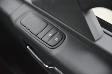 �������ó� ����KL�ؿ� 520���� 6X4ǣ����ͼƬ