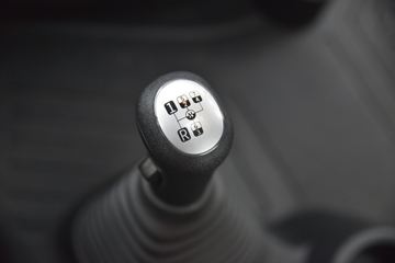 �������ó� ����KL�ؿ� 520���� 6X4ǣ����ͼƬ