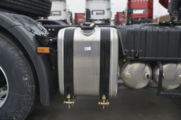 �������ó� ����KL�ؿ� 520���� 6X4ǣ����ͼƬ