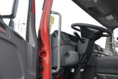 江淮 德沃斯Q9 220马力 4X2 6.78米排半栏板载货车(国六)(HFC1181B80K1E2S-1)