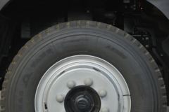 江淮 德沃斯Q9 220马力 4X2 6.78米排半栏板载货车(国六)(HFC1181B80K1E2S-1)