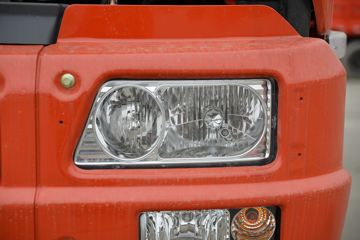 �������ó� ����п� 260���� 6X2 4.7����ж��(DFH3250BX9A)ͼƬ