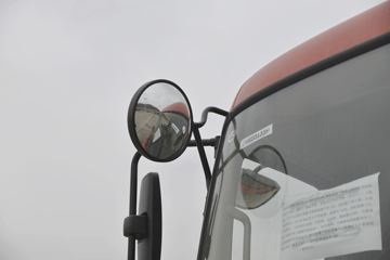 �������ó� ����п� 260���� 6X2 4.7����ж��(DFH3250BX9A)ͼƬ