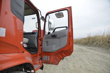 �������ó� ����п� 220���� 4X2 4.3����ж��ͼƬ