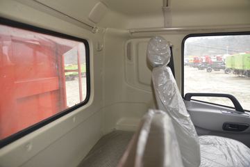 �������ó� ����п� 220���� 4X2 4.3����ж��ͼƬ