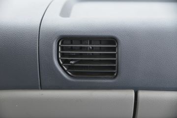 �������ó� ����п� 220���� 4X2 4.3����ж��ͼƬ