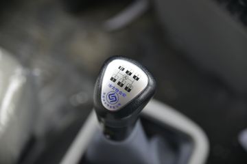 �������ó� ����п� 220���� 4X2 4.3����ж��ͼƬ