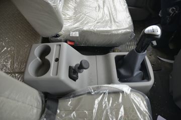 �������ó� ����п� 220���� 4X2 4.3����ж��ͼƬ