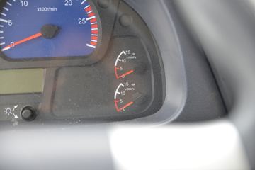 �������ó� ����п� 220���� 4X2 4.3����ж��ͼƬ