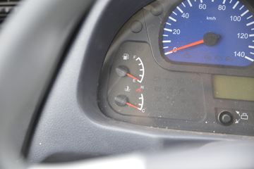 �������ó� ����п� 220���� 4X2 4.3����ж��ͼƬ