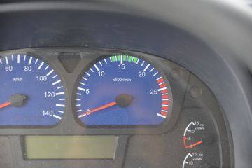 �������ó� ����п� 220���� 4X2 4.3����ж��ͼƬ