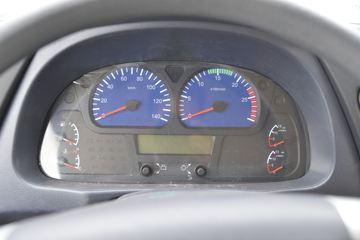 �������ó� ����п� 220���� 4X2 4.3����ж��ͼƬ