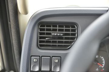 �������ó� ����п� 220���� 4X2 4.3����ж��ͼƬ