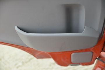 �������ó� ����п� 220���� 4X2 4.3����ж��ͼƬ