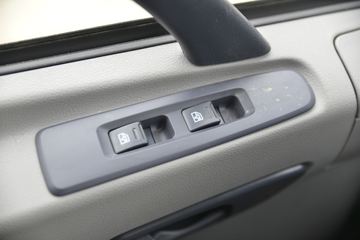 �������ó� ����п� 220���� 4X2 4.3����ж��ͼƬ