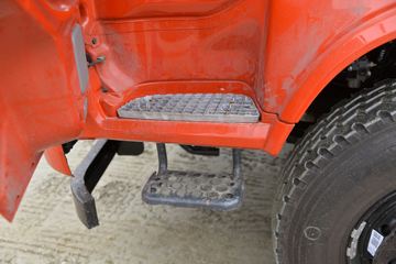 �������ó� ����п� 220���� 4X2 4.3����ж��ͼƬ