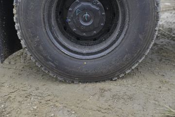 �������ó� ����п� 220���� 4X2 4.3����ж��ͼƬ