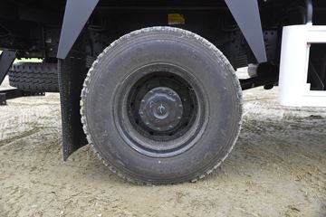 �������ó� ����п� 220���� 4X2 4.3����ж��ͼƬ