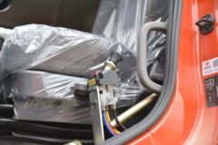 东风商用车 天龙KC重卡 350马力 8X4 6米自卸车(DFH3310B2)