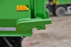 东风商用车 天龙KC重卡 350马力 8X4 6米自卸车(平顶)(DFH3310B2)