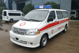 华晨雷诺底盘&nbsp;救护车外观图片