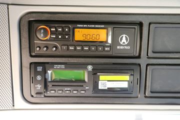 ���� V3ET�ؿ� ��Ӣ�� 460���� 6X4 LNGΣ��Ʒǣ����(����)(ND4250BG6J7Z02)ͼƬ