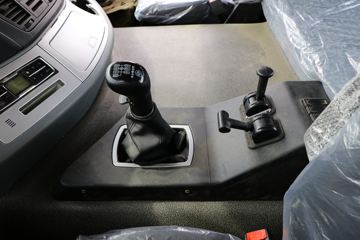 ���� V3ET�ؿ� ��Ӣ�� 460���� 6X4 LNGΣ��Ʒǣ����(����)(ND4250BG6J7Z02)ͼƬ