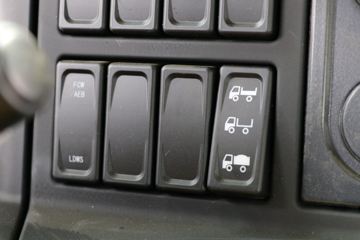 ���� V3ET�ؿ� ��Ӣ�� 460���� 6X4 LNGΣ��Ʒǣ����(����)(ND4250BG6J7Z02)ͼƬ