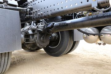 �����ؿ� V3ET�ؿ� ��Ӣ�� 460���� 6X4 LNGǣ����(����)(ND4250BG6J7Z01)ͼƬ