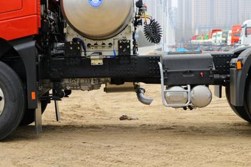 �����ؿ� V3ET�ؿ� ��Ӣ�� 460���� 6X4 LNGǣ����(����)(ND4250BG6J7Z01)ͼƬ