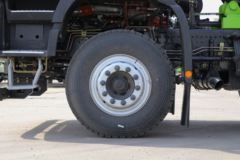 福田 欧曼GTL 360马力 8X4 7.7方混凝土搅拌车(雷萨牌)(国六)(BJ5319GJB-6M)
