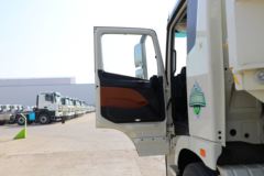 福田 欧曼EST 470马力 8X4 L10 58米混凝土泵车(雷萨牌)(BJ5449THB-XF)
