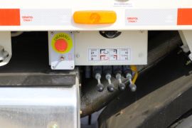 福田欧曼底盘&nbsp;泵车底盘                                                图片