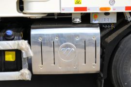 福田欧曼底盘&nbsp;泵车底盘                                                图片