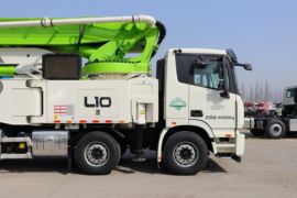 福田欧曼底盘&nbsp;泵车上装                                                图片