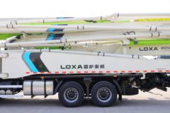 福田 欧曼EST 470马力 8X4 L10 58米混凝土泵车(雷萨牌)(BJ5449THB-XF)