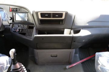 й ǵ¿SITRAK G7ؿ 400 6X4 5.8ж(ZZ3256V384HE1)ͼƬ