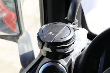 й ǵ¿SITRAK G7ؿ 400 6X4 5.8ж(ZZ3256V384HE1)ͼƬ