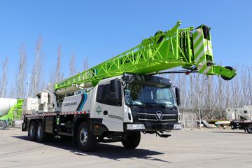 雷萨&nbsp;吊车外观                                                图片