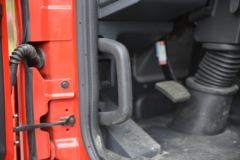 东风华神 DV5 200马力 4X2 3.8米自卸车(国六)(EQ3166GL6D21)