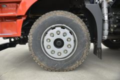 大运 风驰重卡 290马力 8X4 6.2米自卸车(DYQ3311D5FB)