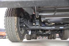 大运 风驰重卡 290马力 8X4 6.2米自卸车(DYQ3311D5FB)
