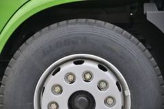 大运 F7重卡 300马力 8X4 6米自卸车(DYQ3311D5FB)