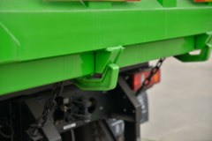 大运 F7重卡 300马力 8X4 6米自卸车(DYQ3311D5FB)